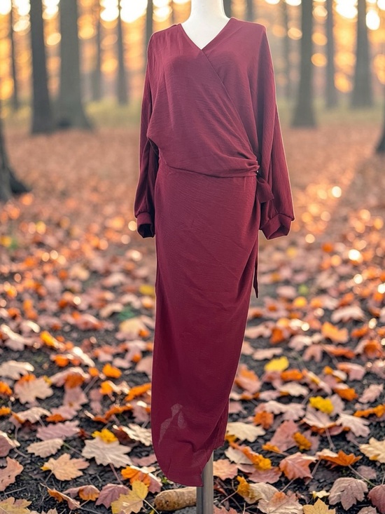 Boutique Dresses & Skirts - Burgundy Maroon Wrap Maxi Dress with Pockets XL